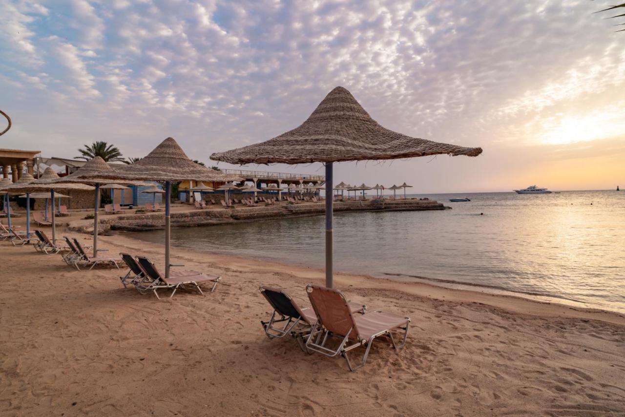 King Tut Aqua Park Beach Resort Hurghada Exterior foto